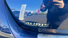 Toyota Auris 1.8 Hybrid Design TSS 5dr CVT [Nav] Hybrid Hatchback